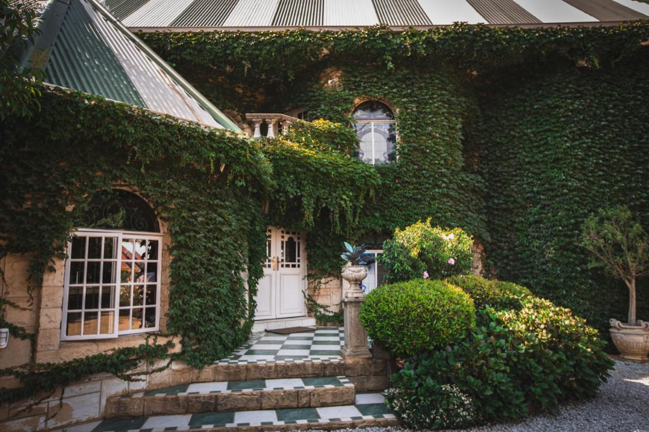 Schoon Huis Manor Кемптън Парк Екстериор снимка