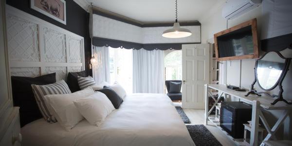 Schoon Huis Manor Кемптън Парк Екстериор снимка